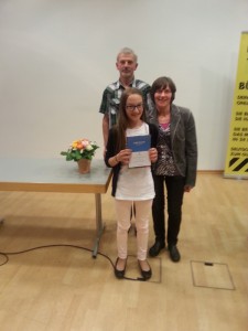 2014-15-Vorlese-Theresa-Moos